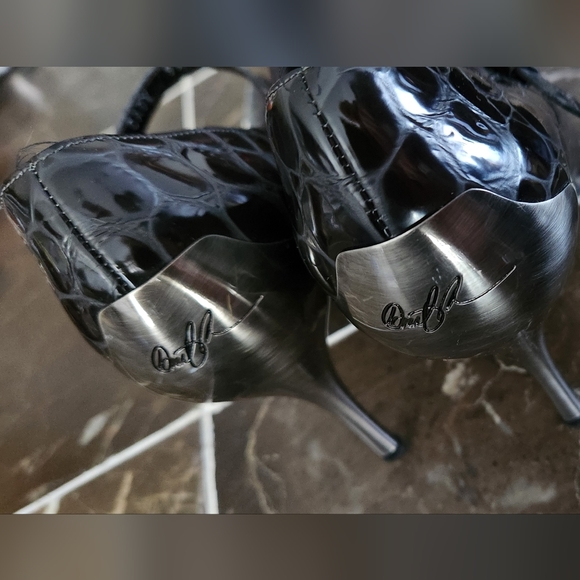 Donald J Pliner Couture Charo Croc Leather High Heel Pumps ITALY - Picture 3 of 8